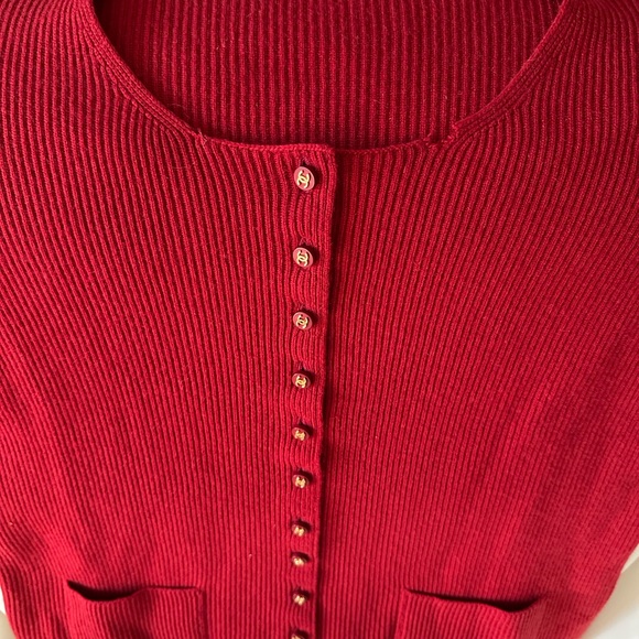 CHANEL Red Ribbed Cardigan - Picture 1 of 16